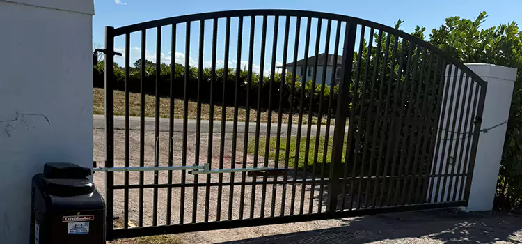 Driveway Fence Repair Pearl City